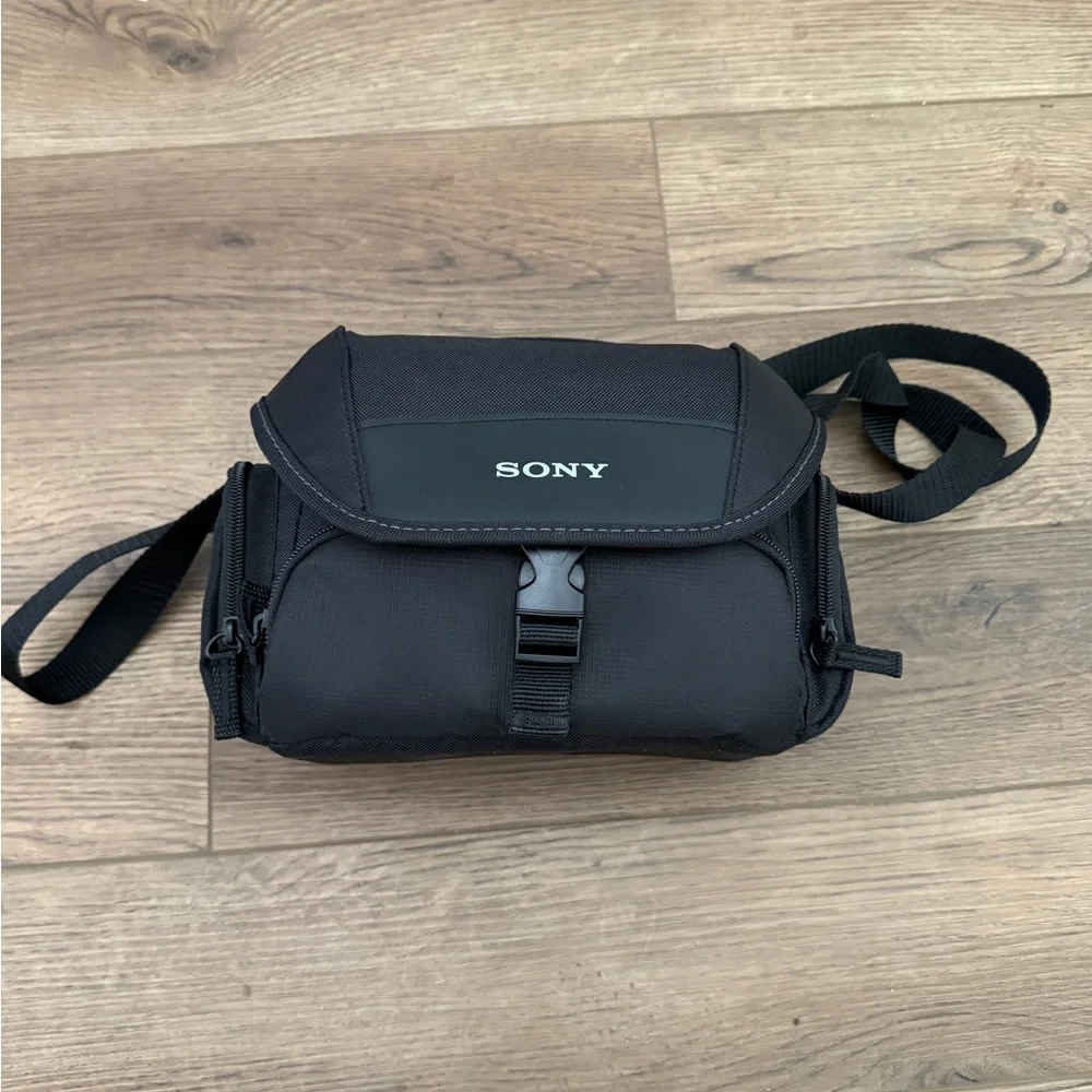 Sony Soft Carrying Case LCS-U21 Camera Case Bag Adjustable Strap Black